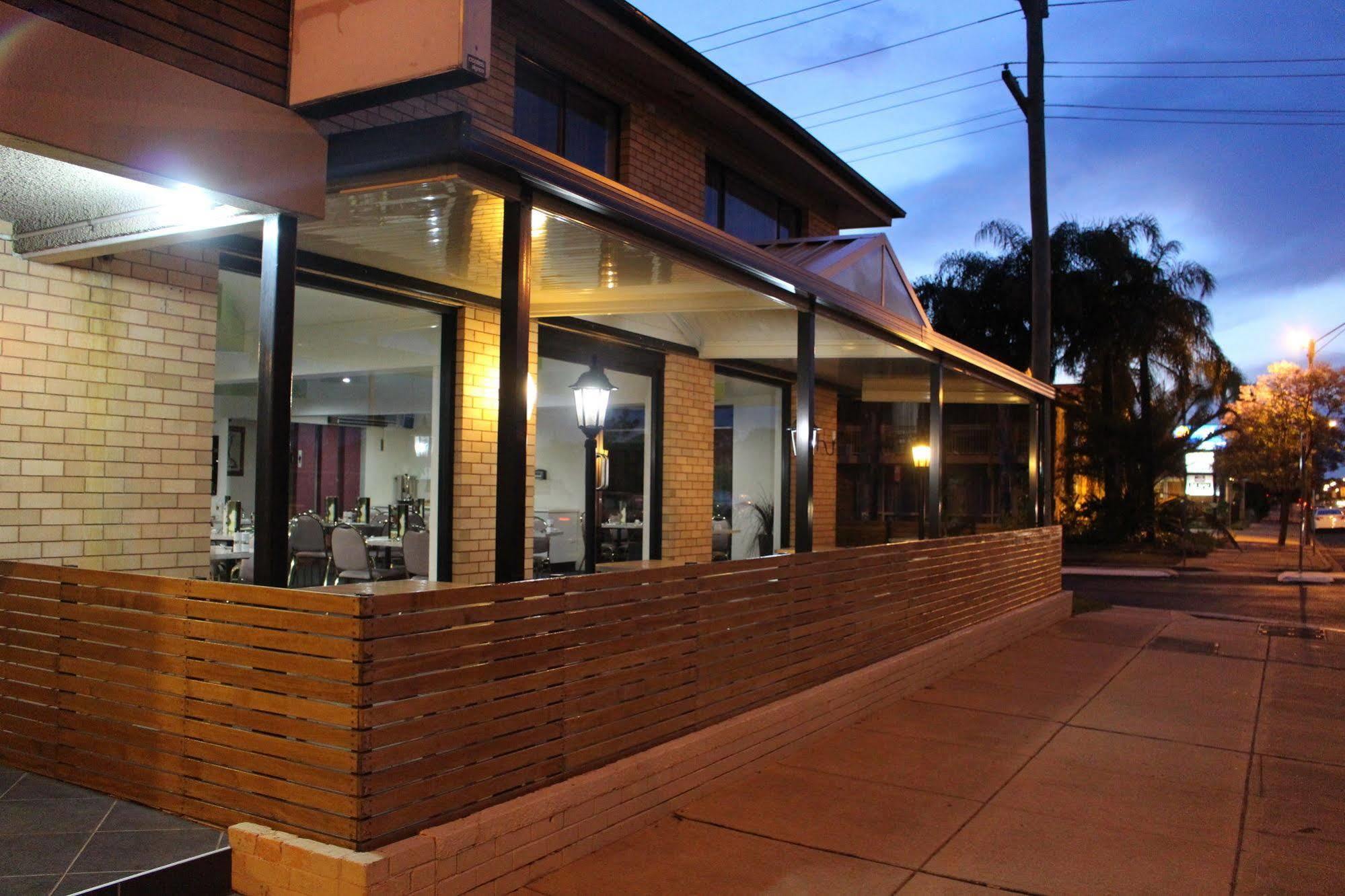 Golden West Motor Inn Dubbo Zewnętrze zdjęcie