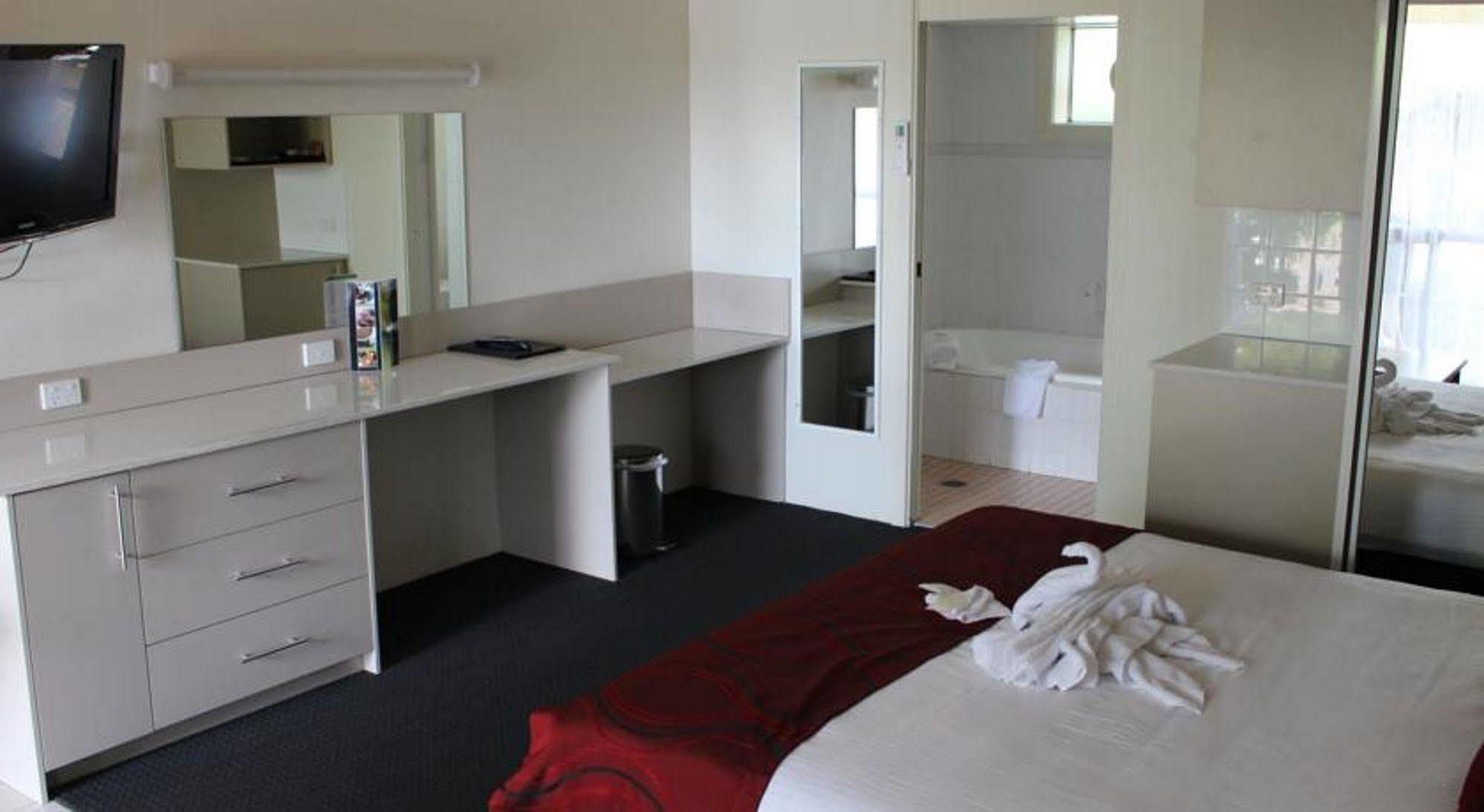 Golden West Motor Inn Dubbo Zewnętrze zdjęcie